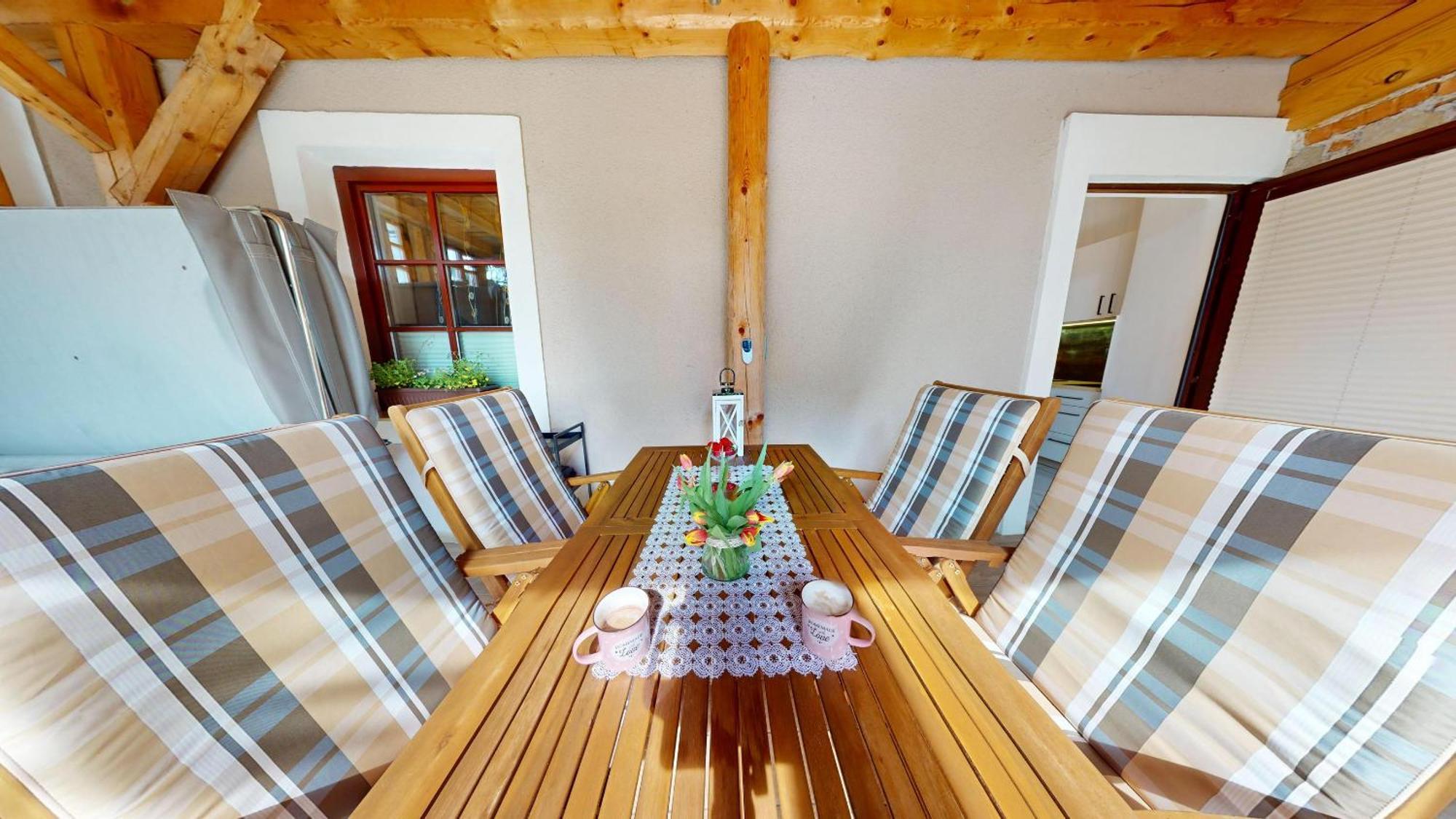 Resort Hisa Ida - Apartments With Hot Tub And Sauna Ivancna Gorica Bilik gambar
